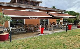 Hotel Restaurant Akena La Brede